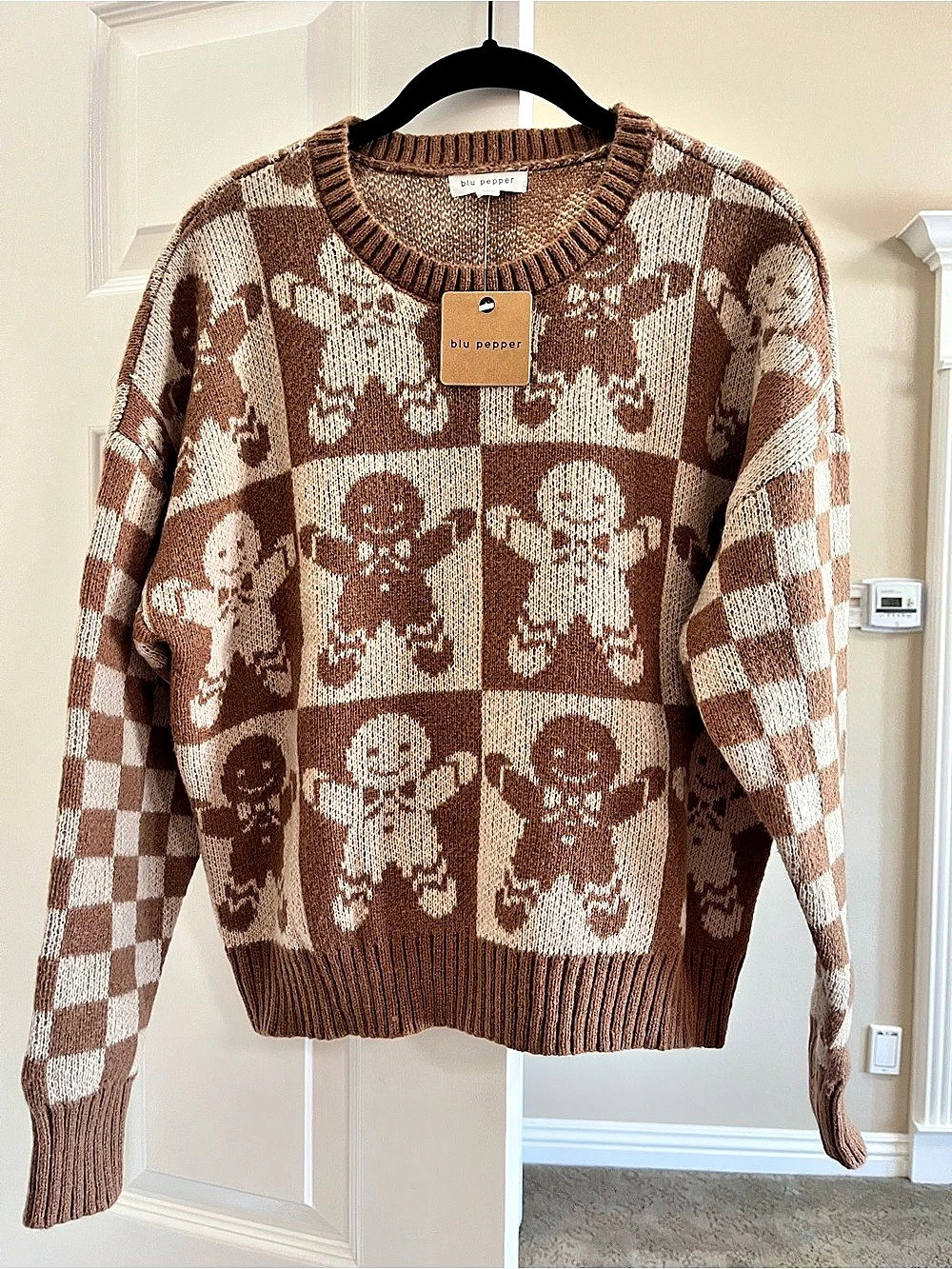 blu pepper Christmas Gingerbread Checkered Sweater Brown & White Large